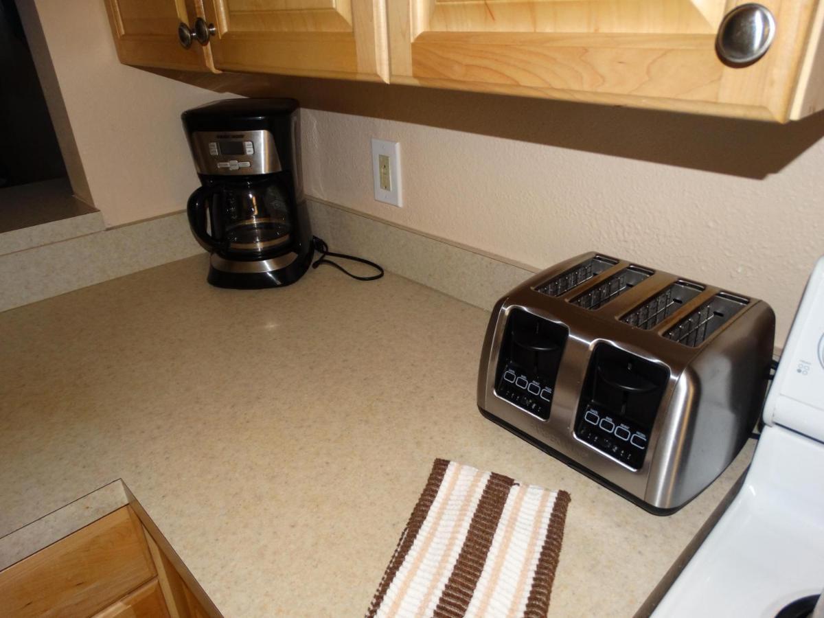 Spanish Main Unit 4- Direct Oceanfront Condo! Cocoa Beach Exterior photo