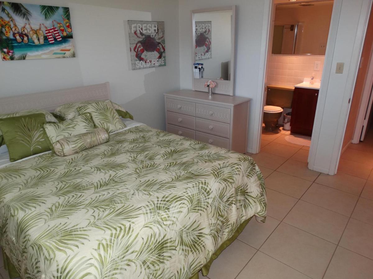 Spanish Main Unit 4- Direct Oceanfront Condo! Cocoa Beach Exterior photo